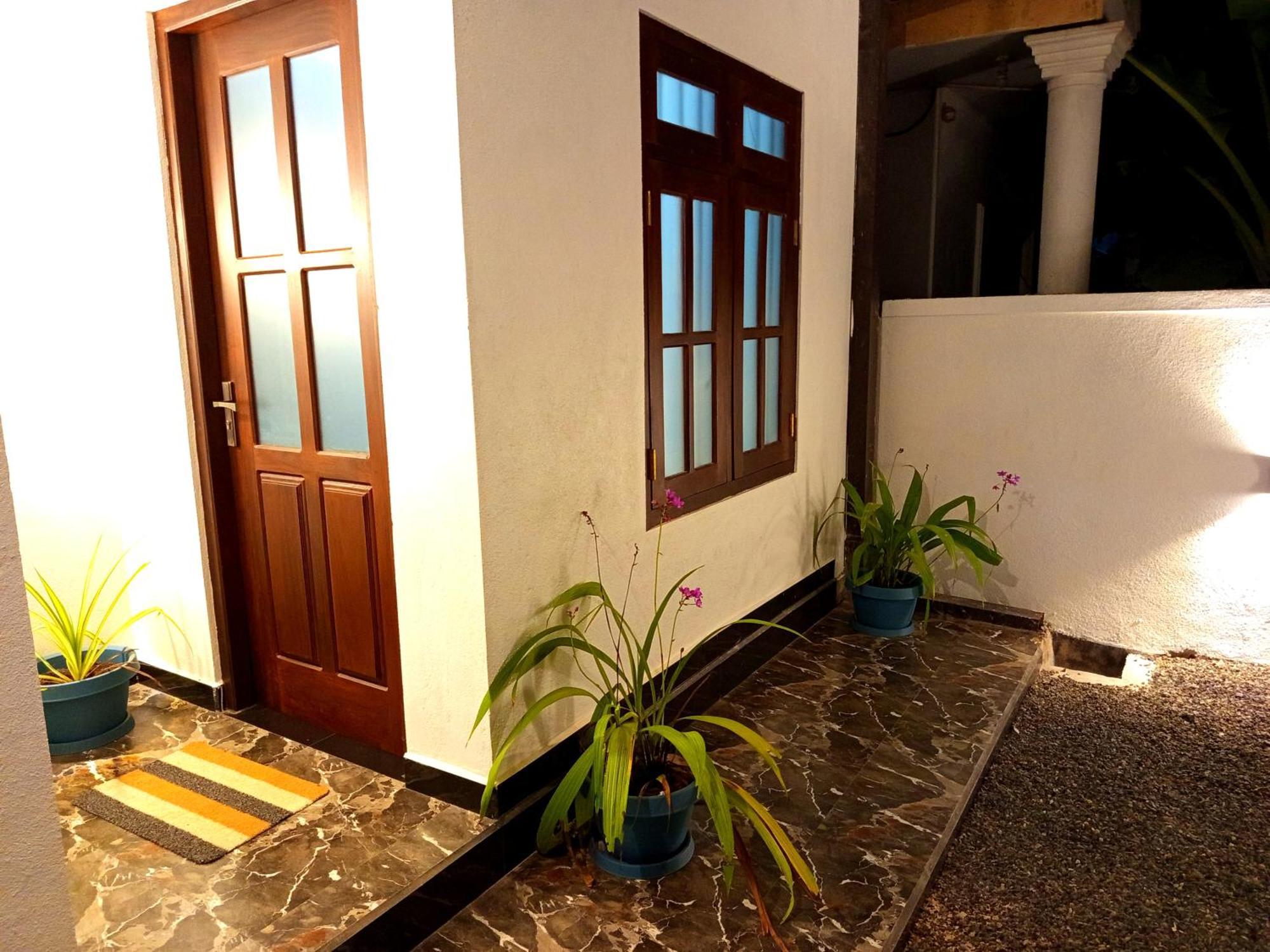 Apartamento Olu Bunk Dikwella Sur Exterior foto